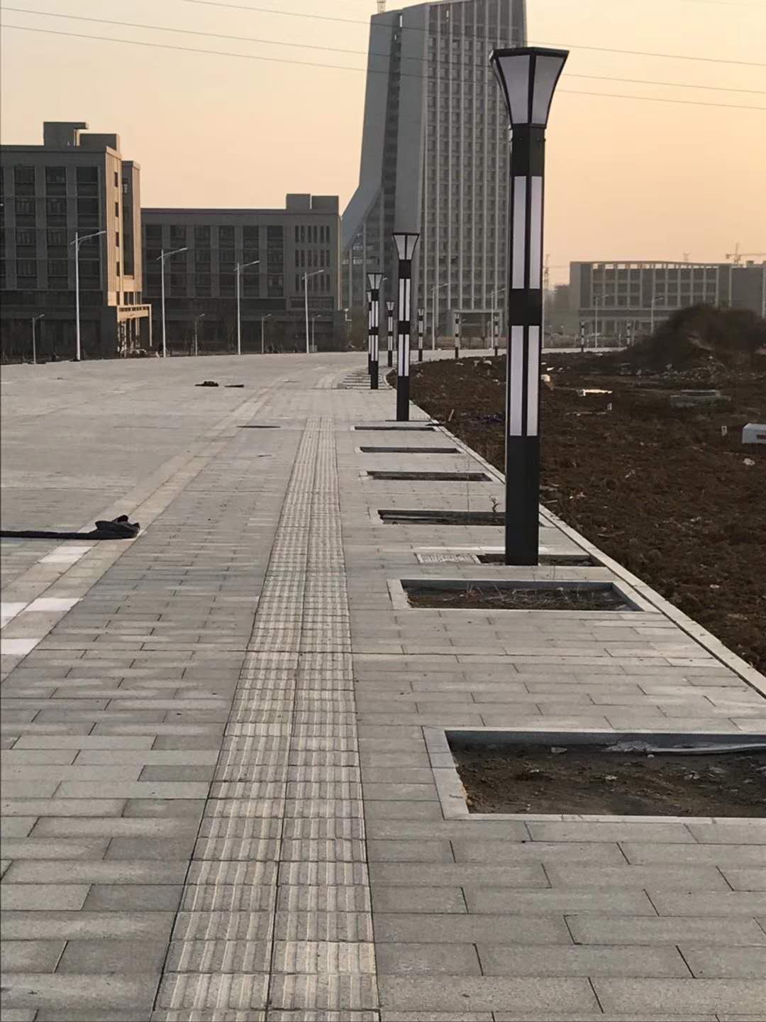 LED路燈、庭院燈、景觀(guān)燈_ led路燈價(jià)格